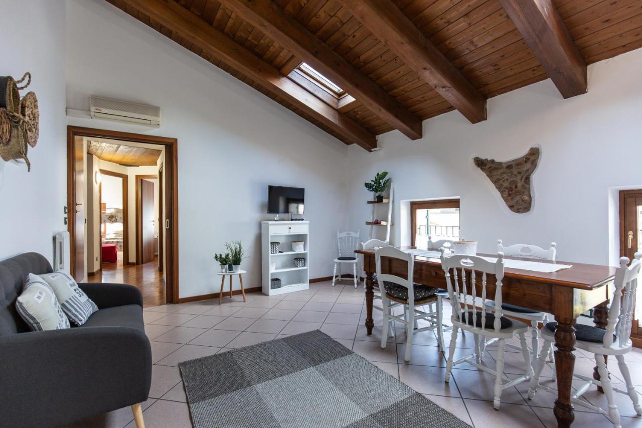 Blu Bed Apartment Castelnuovo del Garda Luaran gambar