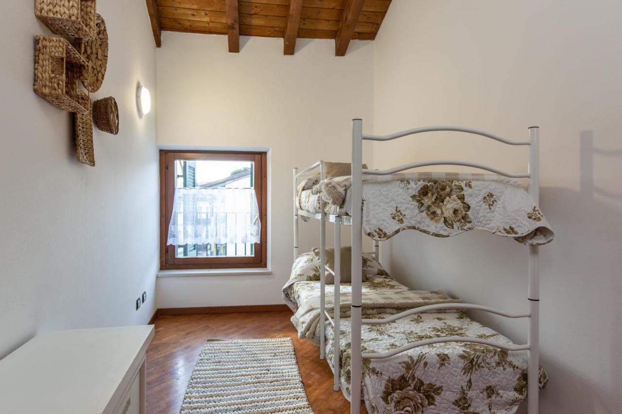 Blu Bed Apartment Castelnuovo del Garda Luaran gambar